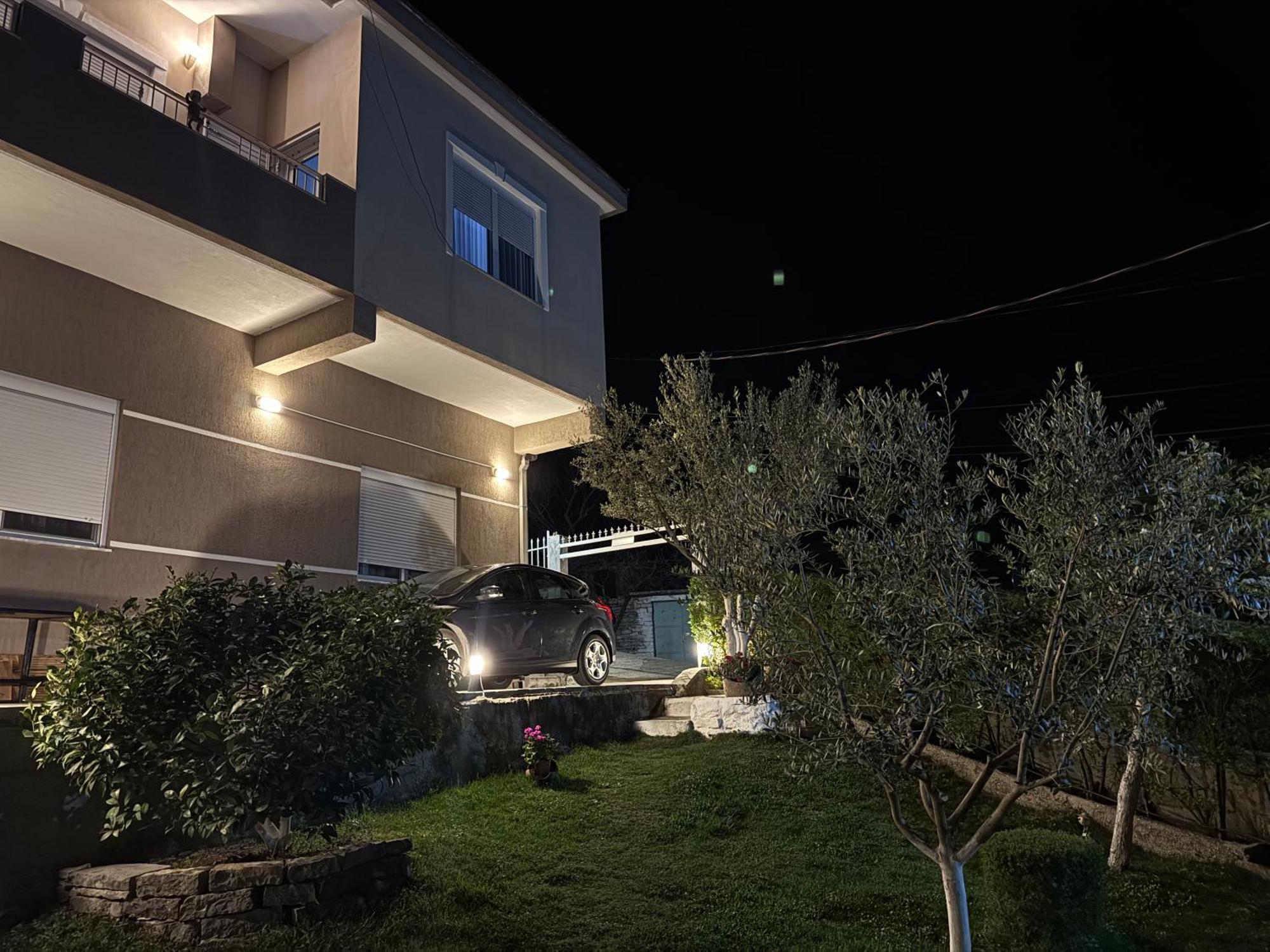 Ilvi Guesthouse Gjirokaster Exterior photo