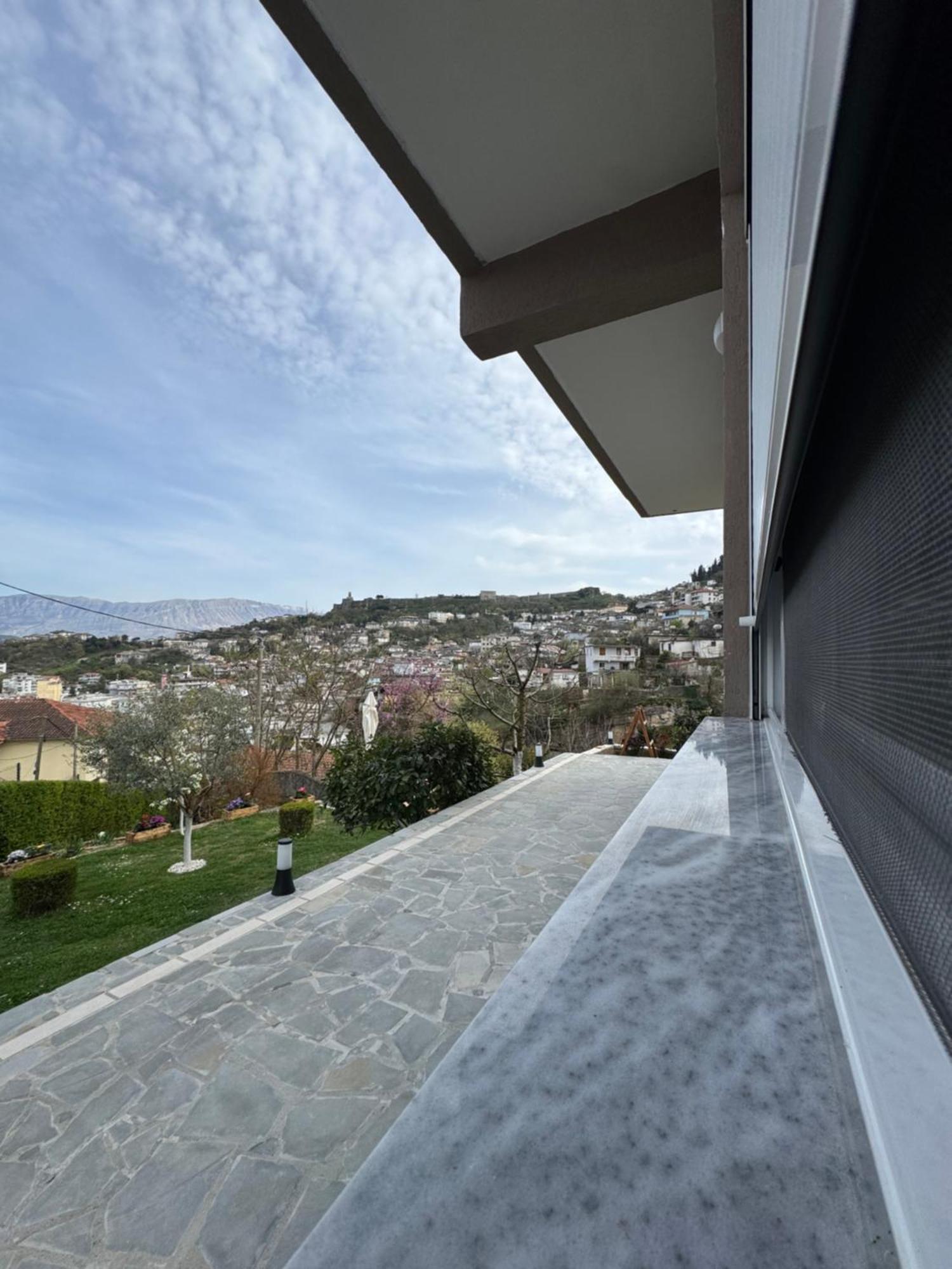 Ilvi Guesthouse Gjirokaster Exterior photo